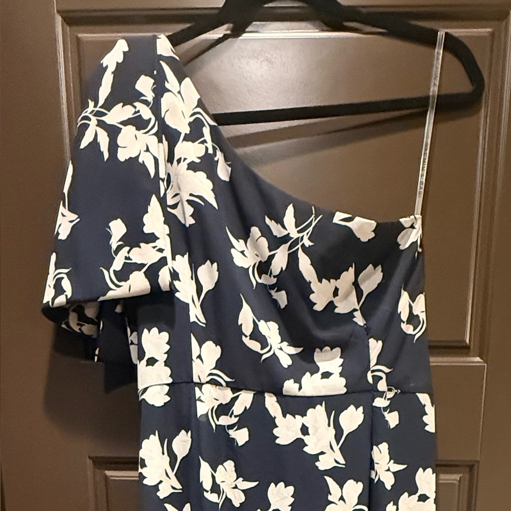 Sachin + Babi Chelsea Gown Navy Venetian Petal - Picture 5 of 8